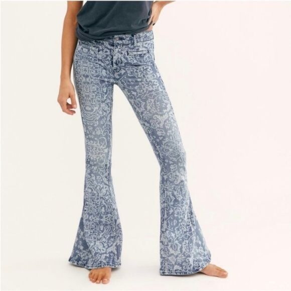 Free People Denim - Free People Dream Lover Float on Flare Printed Jeans 27